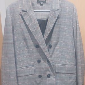 Attention Plaid Blazer